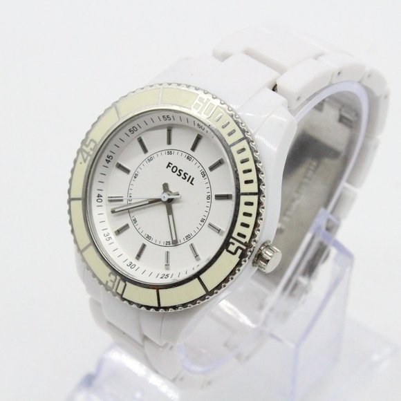 Fossil Watch Unisex Lightweight "Stella" ES-2442 White Resin Analog Quartz - Picture 4 of 8